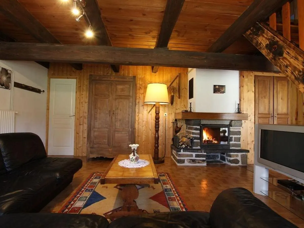 Maison De Charme En Pierres Avec Jardin, Cheminees Et Jeux Pour Enfants, Proche Foret Du Meygal - Fr-1-582-245 Araules 0*,  France